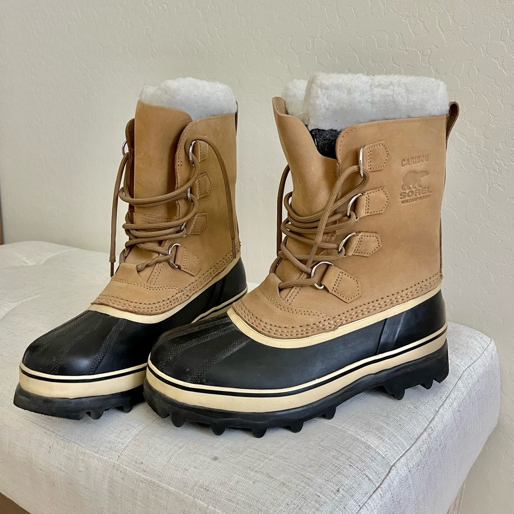 NEVER WORN, Sorel winter boots, womens size 8